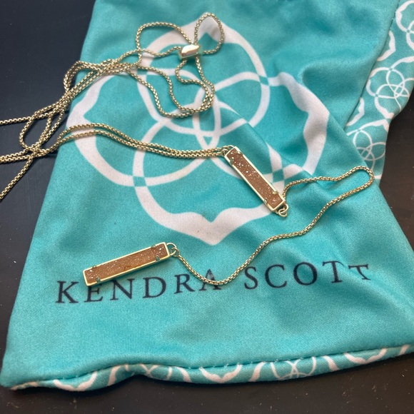 Adjustable Y shaped necklace. - Picture 1 of 4